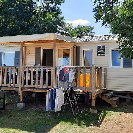 Camping Au Lac D'Hautibus Argentonnay Exterior photo