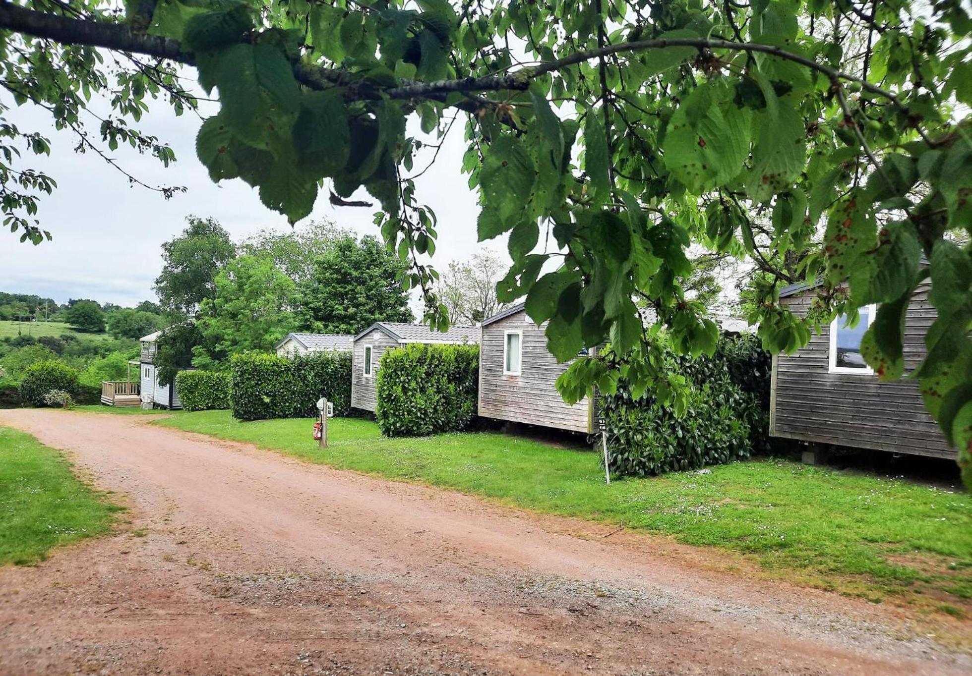 Au D'hautibus Campsite Argentonnay